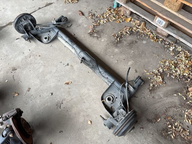 bontott OPEL AGILA Hátsó Híd (Dobfékes)