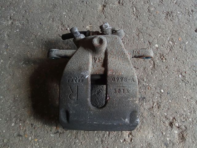 bontott OPEL AGILA Jobb első Féknyereg Munkahengerrel