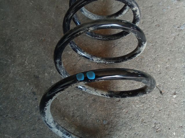 bontott OPEL AGILA Jobb első Rugó