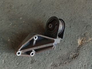 bontott OPEL AGILA Motor Tartó Bak Bal