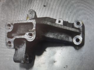 bontott OPEL AGILA Motor Tartó Bak (Fém)