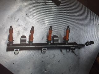 bontott OPEL AGILA Porlasztó Sor / Híd