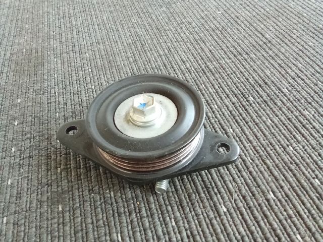 bontott OPEL AGILA Szíjfeszítő Görgő