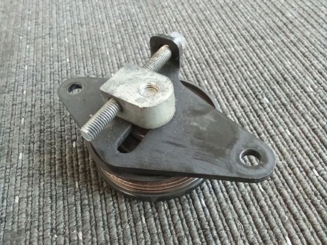 bontott OPEL AGILA Szíjfeszítő Görgő