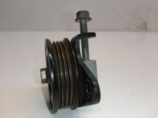 bontott OPEL AGILA Szíjfeszítő Görgő