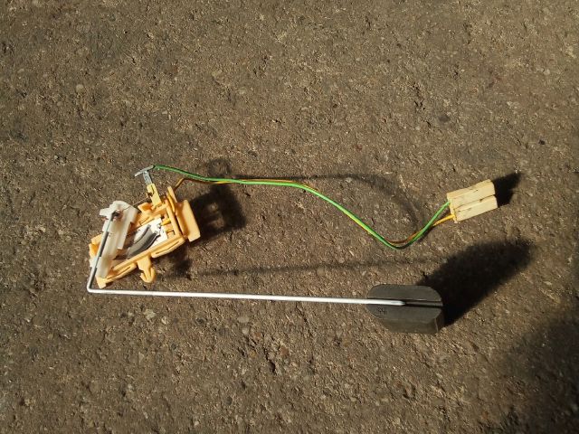 bontott OPEL AGILA Üzemanyagszint Jeladó