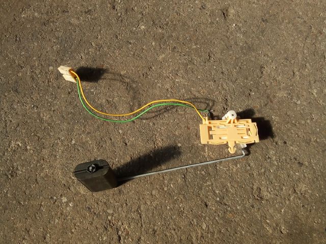 bontott OPEL AGILA Üzemanyagszint Jeladó