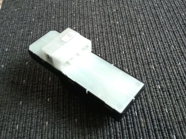 bontott OPEL AGILA Ablakemelő Kapcsoló Négyes / Kettes