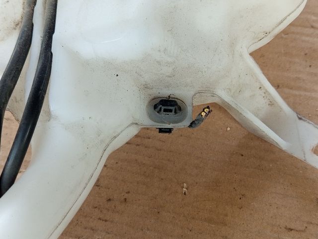 bontott OPEL AGILA Ablakmosó Tartály