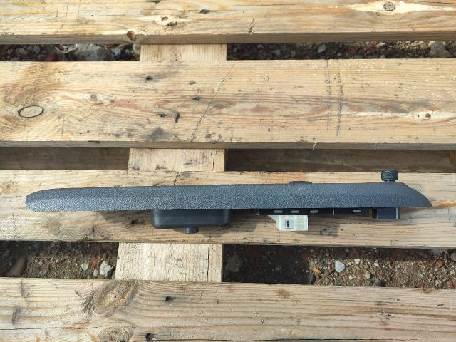 bontott OPEL AGILA Bal első Ablakemelő Kapcsoló