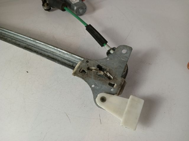 bontott OPEL AGILA Bal első Ablakemelő Szerkezet (Elektromos)