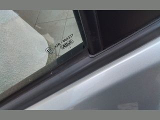 bontott OPEL AGILA Bal első Ajtó (Részeivel)