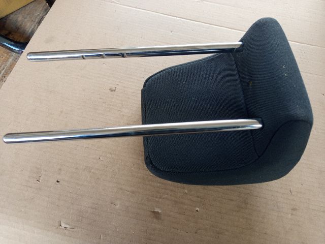 bontott OPEL AGILA Bal első Fejtámla