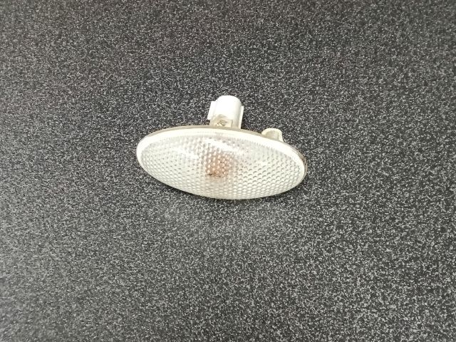 bontott OPEL AGILA Bal első Sárvédő Irányjelző