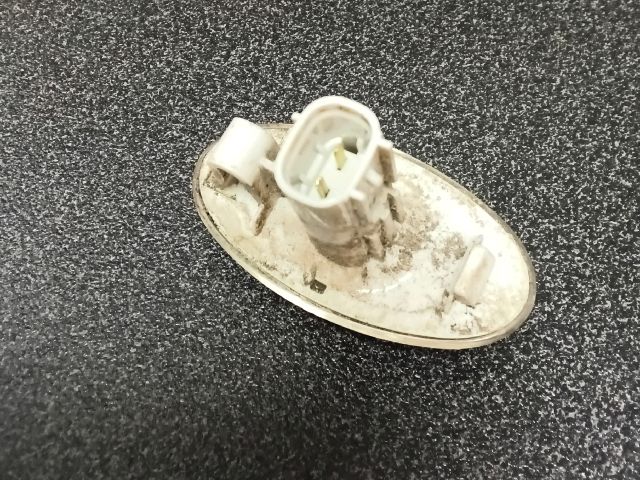 bontott OPEL AGILA Bal első Sárvédő Irányjelző