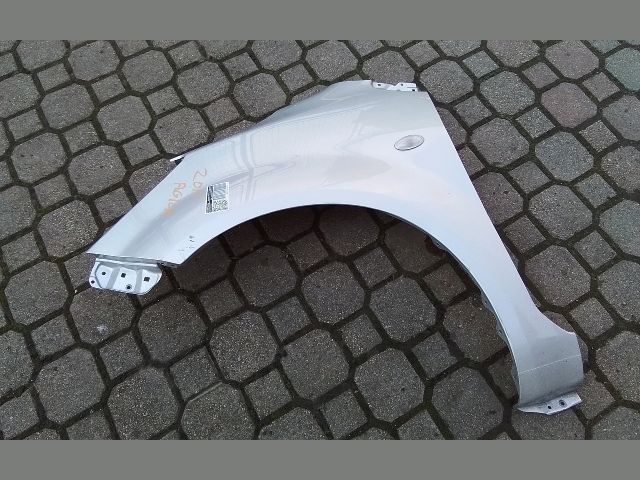 bontott OPEL AGILA Bal első Sárvédő