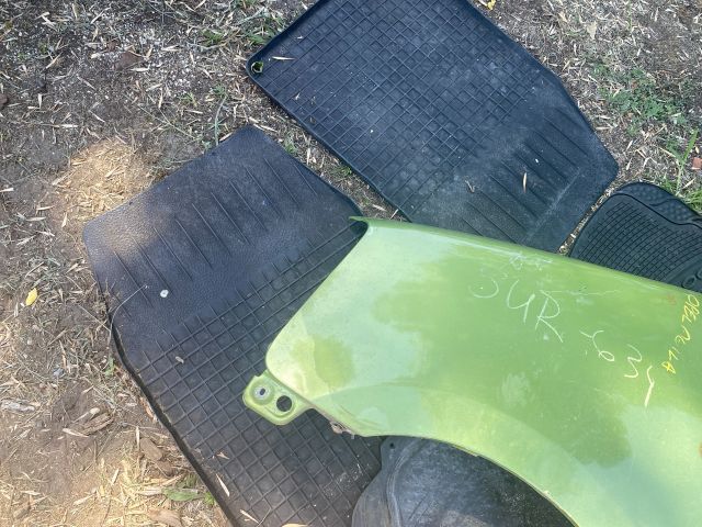 bontott OPEL AGILA Bal első Sárvédő