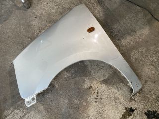 bontott OPEL AGILA Bal első Sárvédő