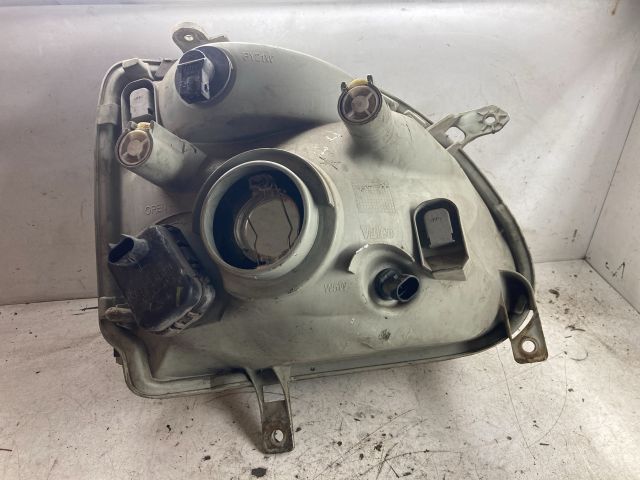 bontott OPEL AGILA Bal Fényszóró