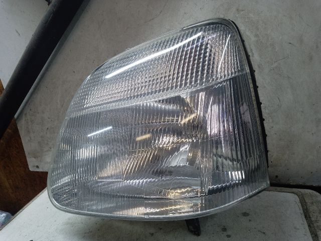 bontott OPEL AGILA Bal Fényszóró