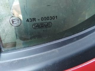 bontott OPEL AGILA Bal hátsó Ajtó (Részeivel)