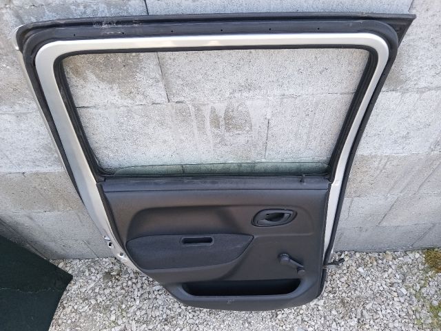 bontott OPEL AGILA Bal hátsó Ajtó (Részeivel)