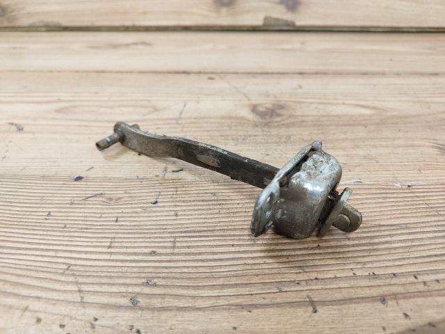 bontott OPEL AGILA Bal hátsó Ajtóhatároló