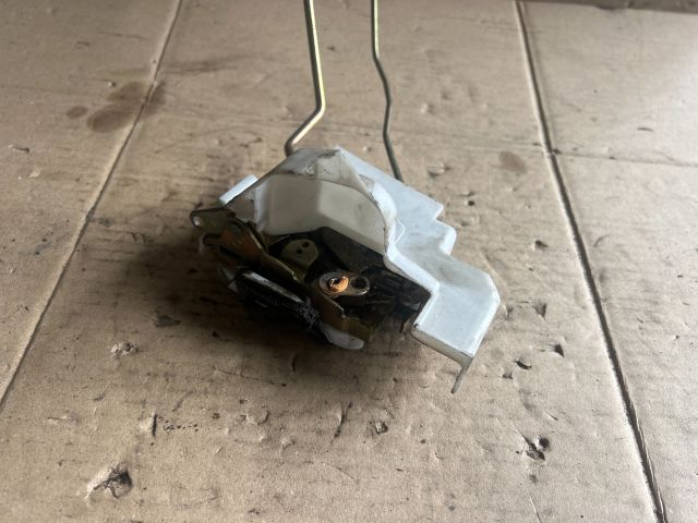 bontott OPEL AGILA Bal hátsó Ajtózár