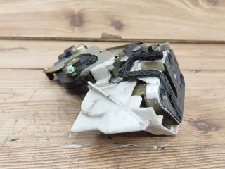 bontott OPEL AGILA Bal hátsó Ajtózár