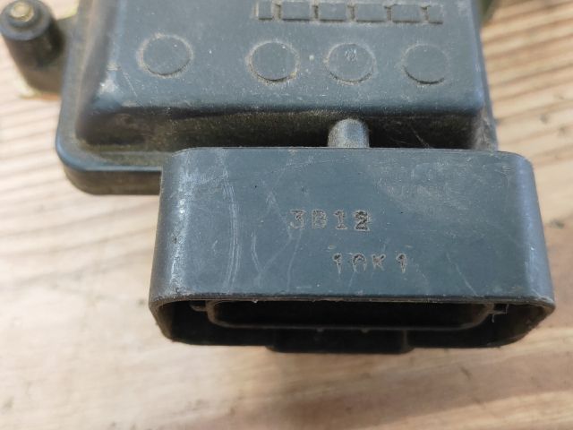 bontott OPEL AGILA Bal hátsó Ajtózár