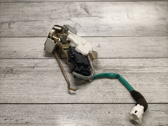 bontott OPEL AGILA Bal hátsó Ajtózár