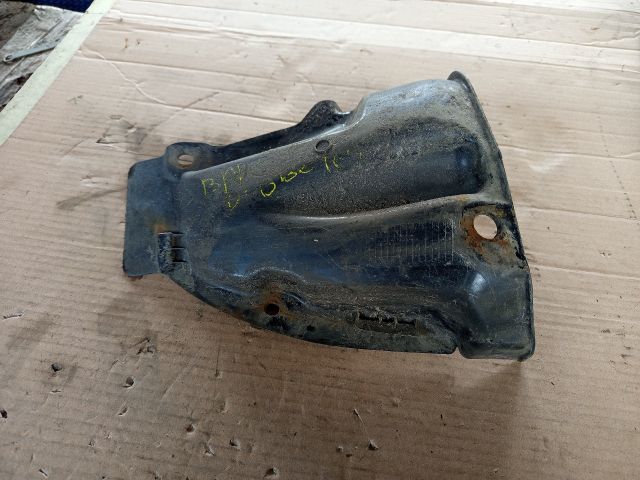 bontott OPEL AGILA Bal hátsó Első Dobbetét (Kerékjárati, Műanyag)