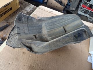 bontott OPEL AGILA Bal hátsó Hátsó Dobbetét (Kerékjárati, Műanyag)