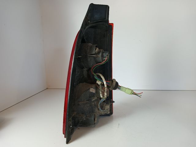 bontott OPEL AGILA Bal Hátsó Lámpa