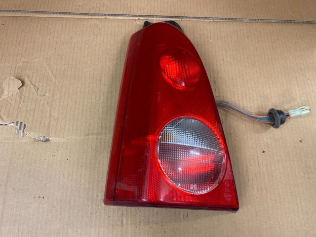 bontott OPEL AGILA Bal Hátsó Lámpa