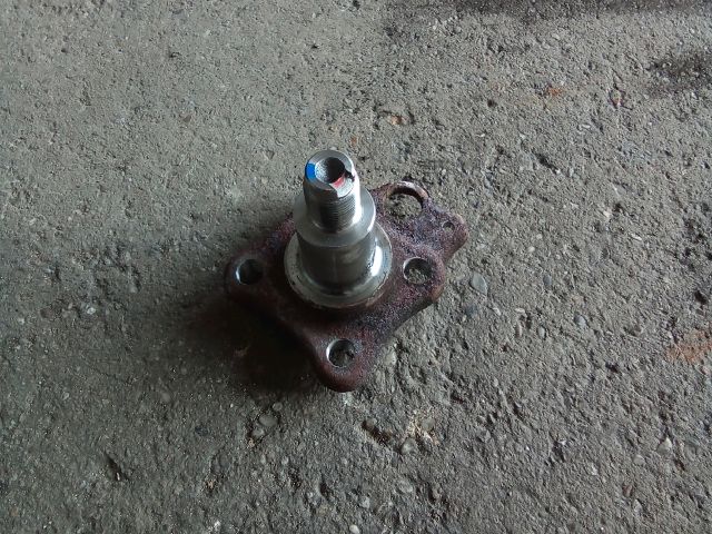 bontott OPEL AGILA Bal hátsó Tengelycsonk