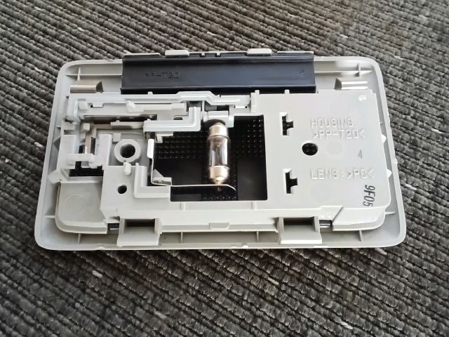 bontott OPEL AGILA Beltér Világítás Első