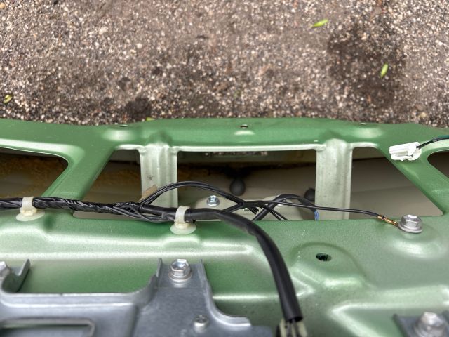 bontott OPEL AGILA Csomagtérajtó (Részeivel)