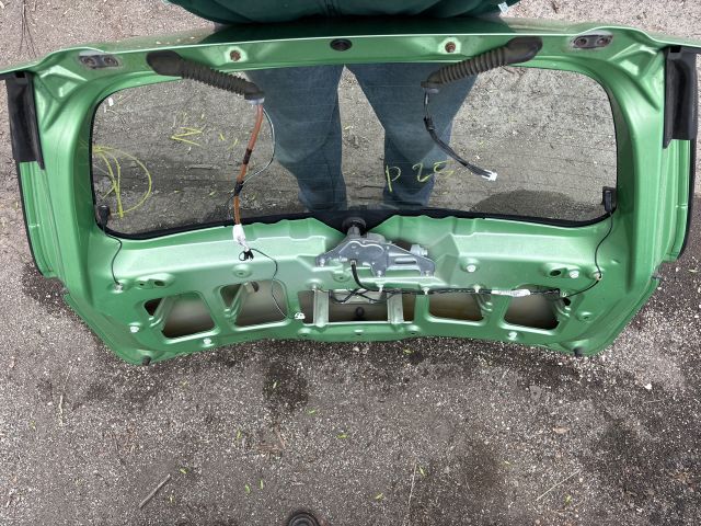 bontott OPEL AGILA Csomagtérajtó (Részeivel)