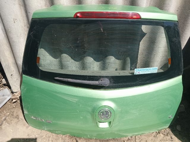 bontott OPEL AGILA Csomagtérajtó (Részeivel)