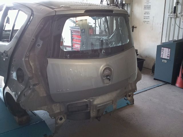 bontott OPEL AGILA Csomagtérajtó (Üres lemez)