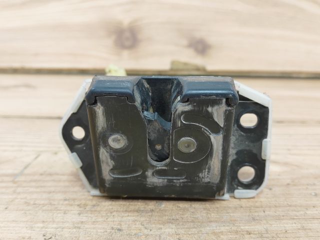 bontott OPEL AGILA Csomagtérajtó Zárszerkezet