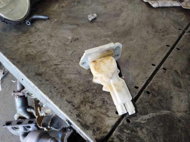 bontott OPEL AGILA Csomagtérajtó Zárszerkezet