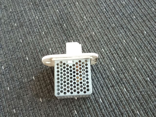 bontott OPEL AGILA Előtét Ellenállás Fűtőmotor