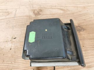 bontott OPEL AGILA Első Hamutartó