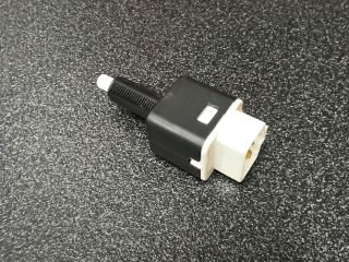 bontott OPEL AGILA Fék Pedál Kapcsoló