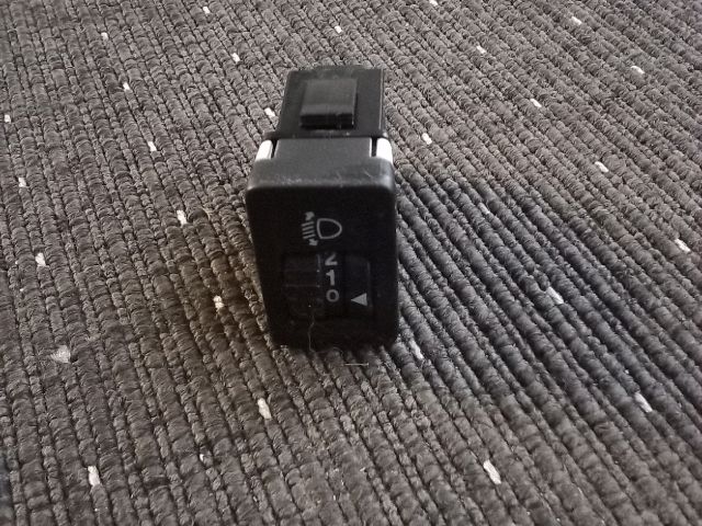 bontott OPEL AGILA Fényszórómagasság Állító Kapcsoló