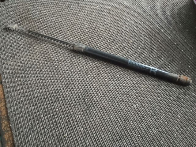 bontott OPEL AGILA Gázrugós Kitámasztó Teleszkóp Csomagtérajtó Jobb