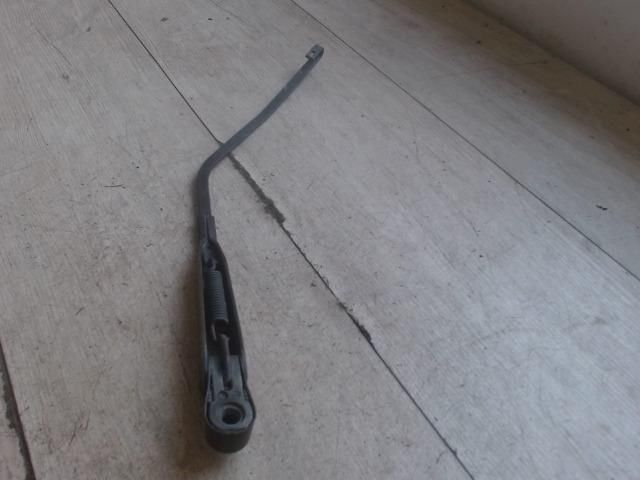 bontott OPEL AGILA Hátsó Ablaktörlő Kar