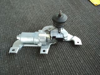 bontott OPEL AGILA Hátsó Ablaktörlő Motor